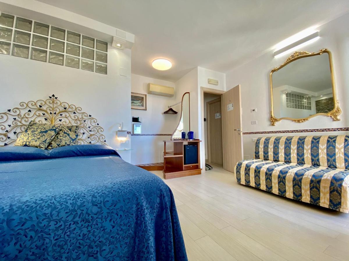 Hotel The Manarola Main Plaza Esterno foto